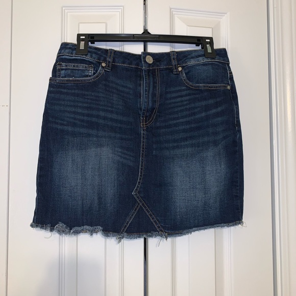 Jean skirt - Picture 1 of 1